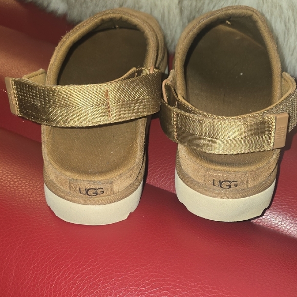 UGG Goldenstar Chestnut Suede Clogs, Sz 11 - Picture 2 of 8